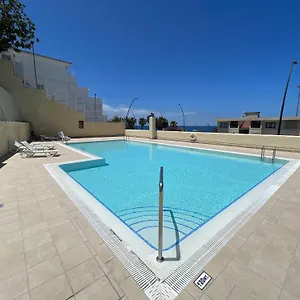 https://cristianos-iii-1.in-canary-islands.com